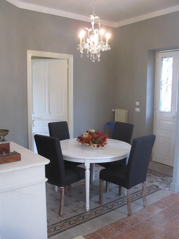 Apartamento La Felice Casa Di Nonno Battistino Apricale Habitación foto