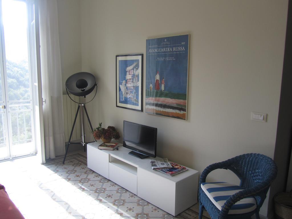 Apartamento La Felice Casa Di Nonno Battistino Apricale Habitación foto